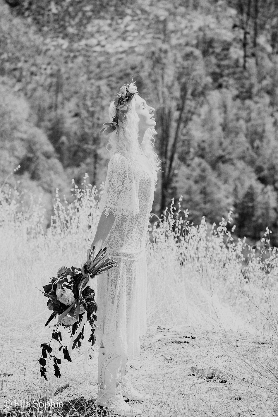 vintage lace wedding dress, Napa CA wedding photographer Ella Sophie, black and white bridal portrait